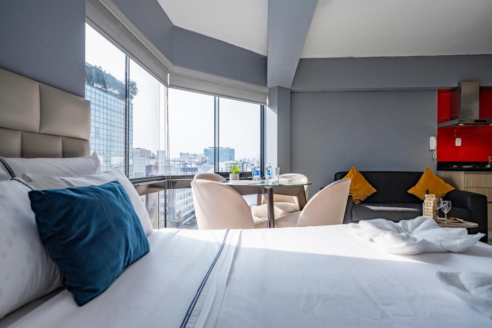 Chateau Studios By Vibrant Lima Buitenkant foto